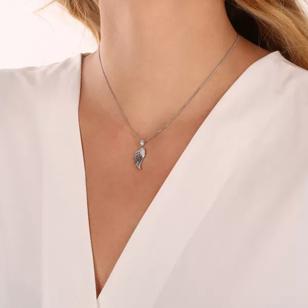 Strieborný prívesok anjelské krídlo so zirkonmi 14044.1 crystal