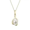 Zlatý 14 karátový náhrdelník s bielou riečnou perlou a briliantom 92PB00052