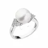 Strieborný prsteň s bielou riečnou perlou 25002.1