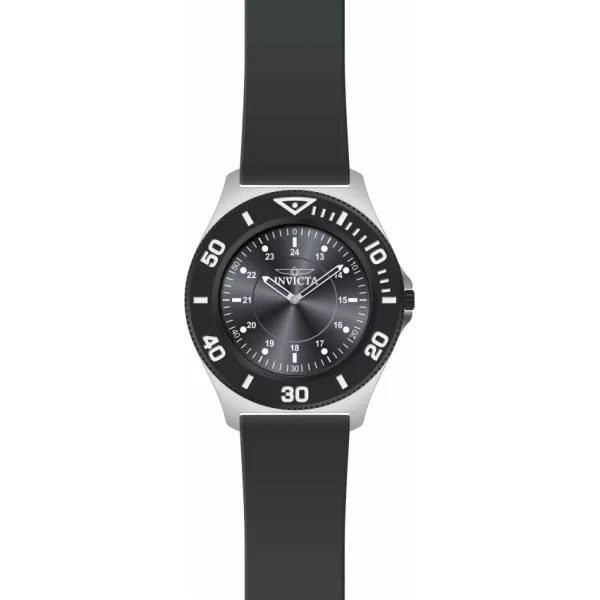 Invicta Reserve Quartz 44 mm