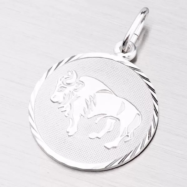 Prívesok zo striebra - Býk M5089-04