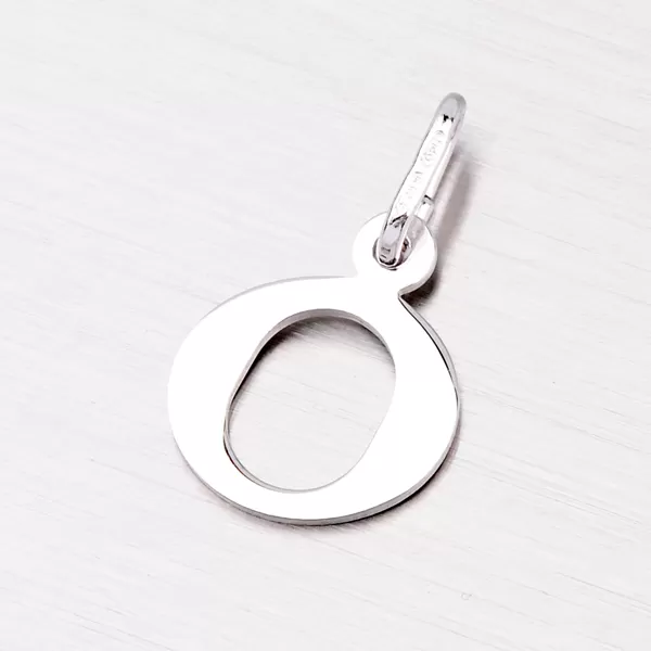 Strieborné písmenko - O M5111O