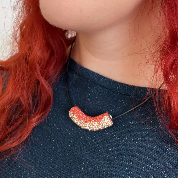 Strieborný prívesok s kryštálmi Swarovski oranžová trubička 34132.4