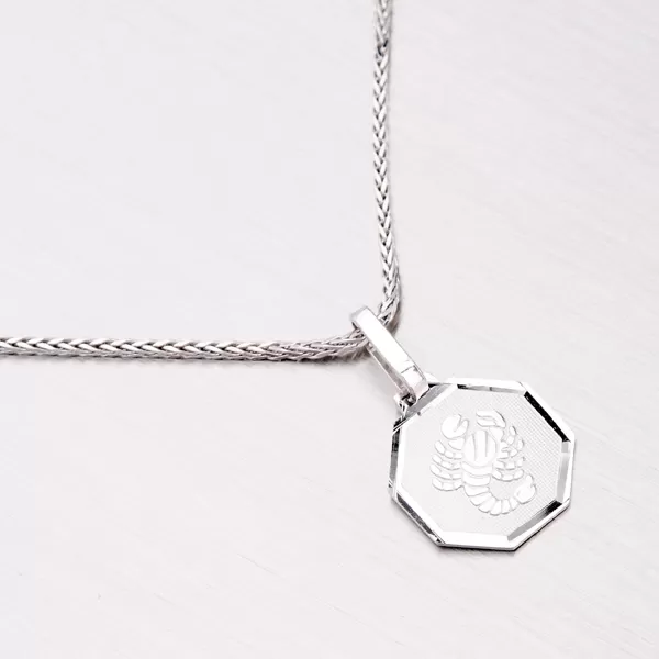 Strieborný prívesok - Škorpión M5056-10