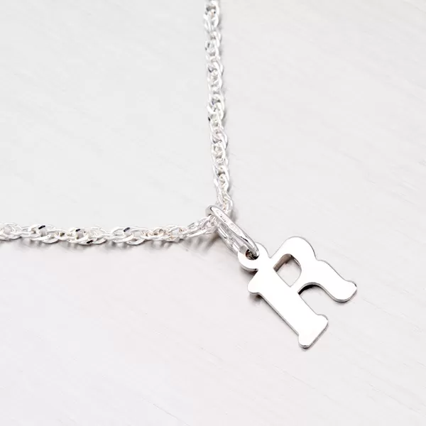 Strieborné písmenko - R M5111R