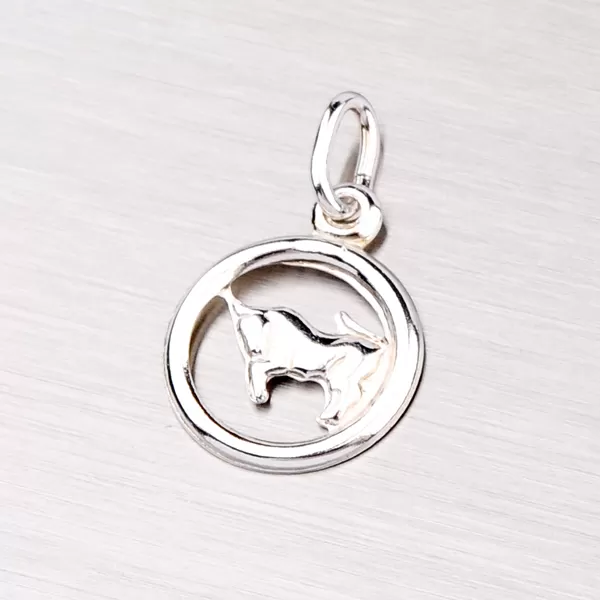 Strieborný prívesok - Býk M5022-04