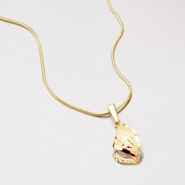 Zlatý prívesok s ručným rytím 53P-018