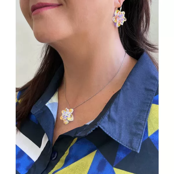 Strieborný prívesok s kryštálom Swarovski AB efekt kvetina 34072.2