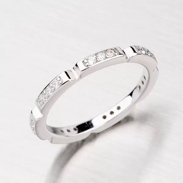 Originálny strieborný prsteň so zirkónmi RXB15140019