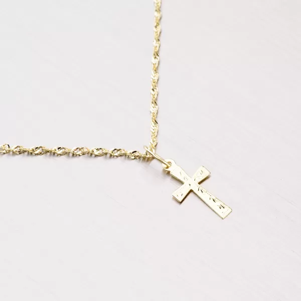 Zlatý krížik s gravírovaním 322P-130098