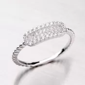 Prsteň so zirkónmi zo striebra RXC04140212