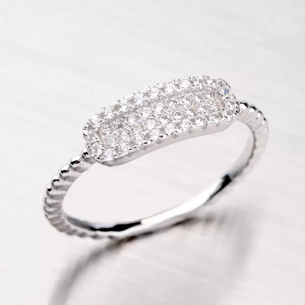 Prsteň so zirkónmi zo striebra RXC04140212