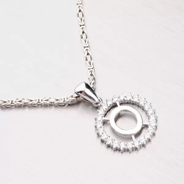 Strieborné písmenko so zirkónmi - O MPN5192-O