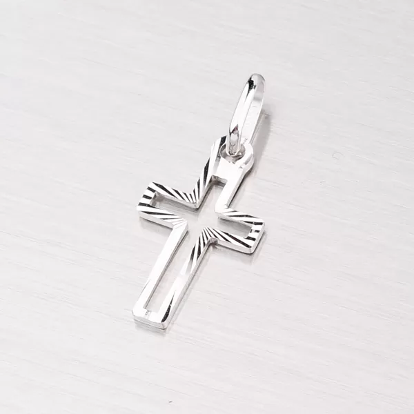 Krížik z bieleho zlata 43-2425