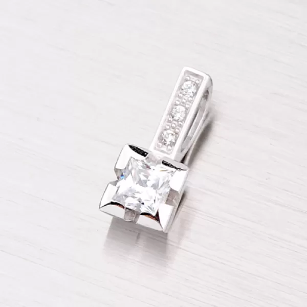 Žiarivý prívesok DZ1922B