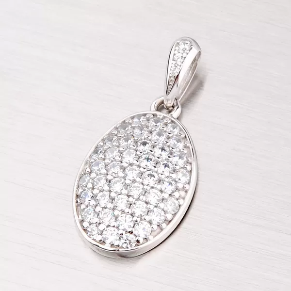 Oslnivý prívesok so zirkónmi GZ2496B