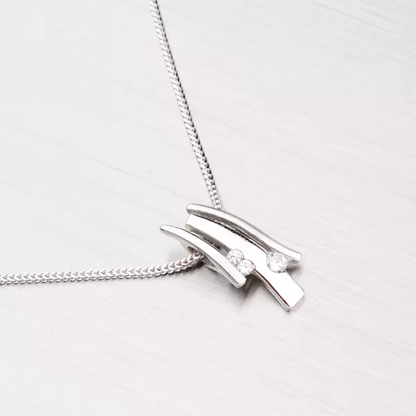 Zlatý prívesok so zirkónmi GZ1755B