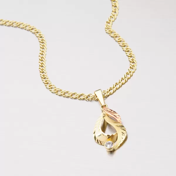 Zlatý prívesok so zirkónom 53P-081B