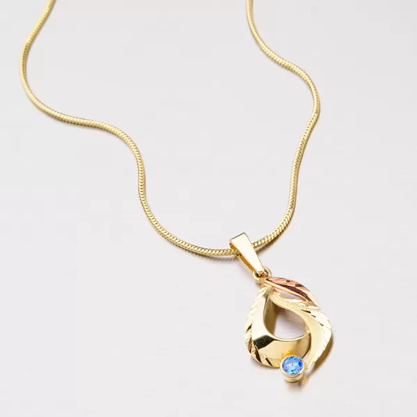 Zlatý prívesok so zirkónom 53p-081m