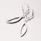 Matné strieborné náušnice s gravírovaním NZM-309-OKS