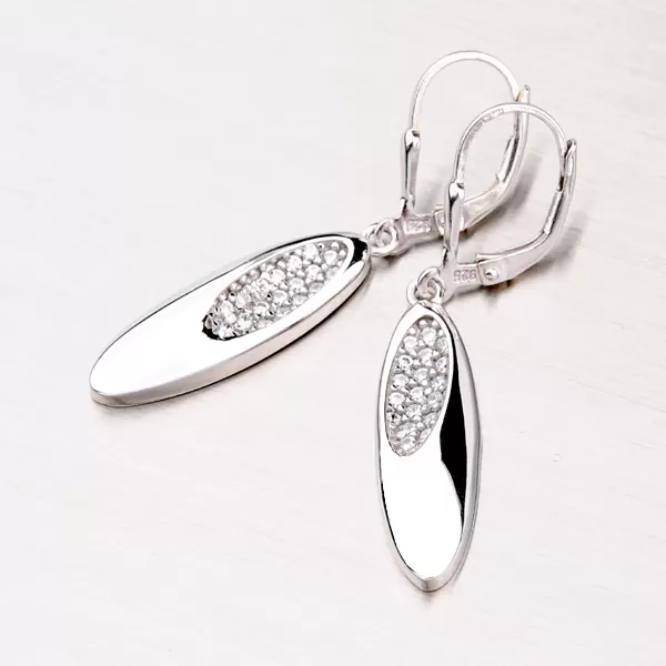 Visiace strieborné náušnice so zirkónmi OKP-294P-OKS