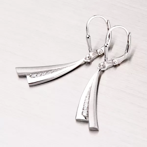 Strieborné náušnice so zirkónmi OKP-112-OKS