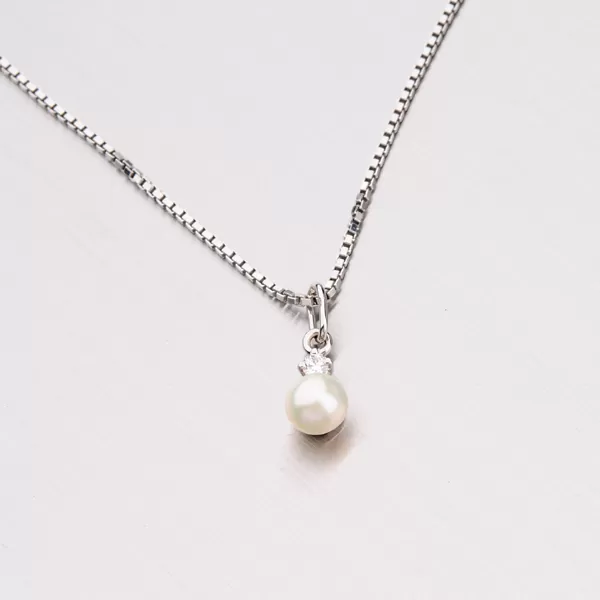 Prívesok s perlom a zirkónmi 357p-30105