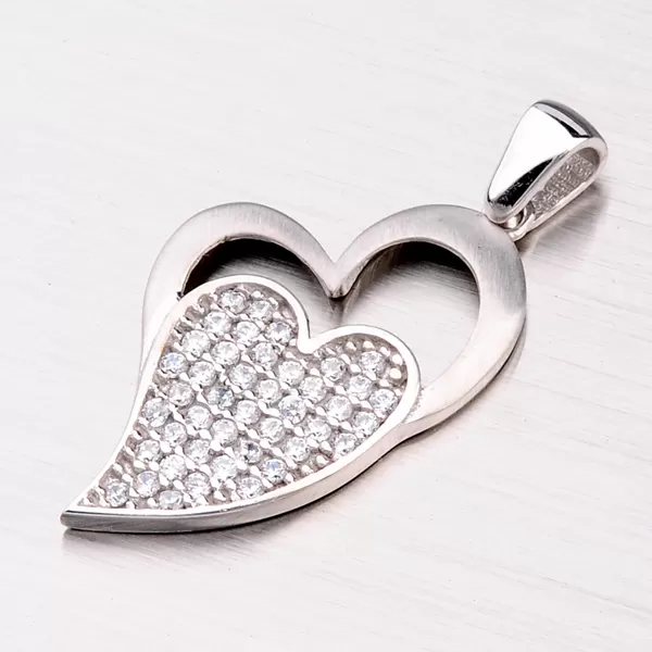 Strieborné srdce so zirkónmi ZS-023-OKS