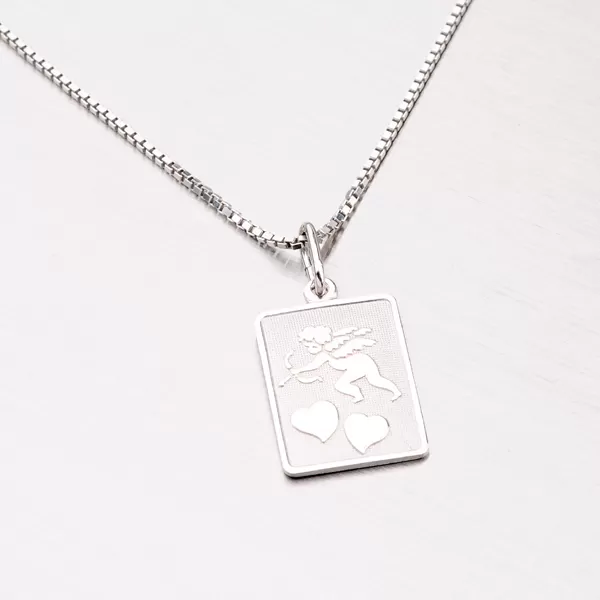 Strieborný prívesok - doštička s amorkom M54610