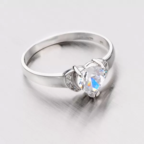 Prsteň z bieleho zlata so zirkónmi 356-0026