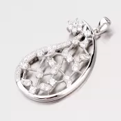 Strieborný prívesok so zirkónmi AP1453