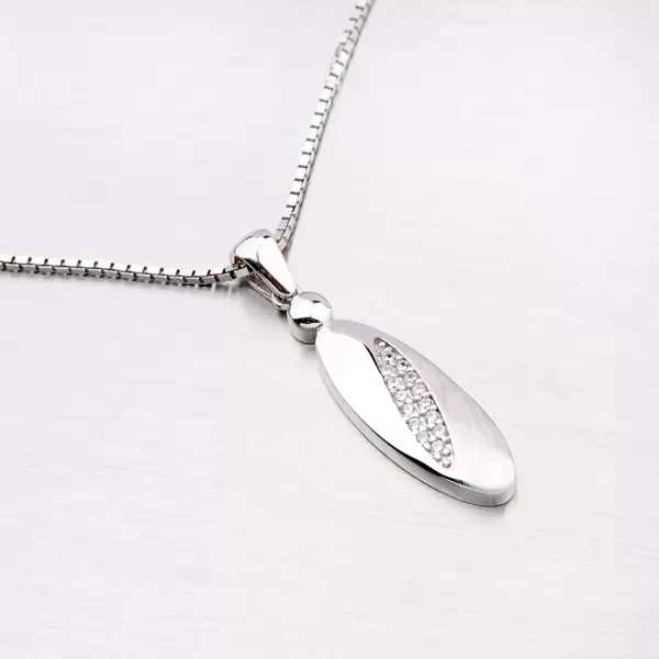 Strieborný prívesok so zirkónmi ZS-032/P-OKS