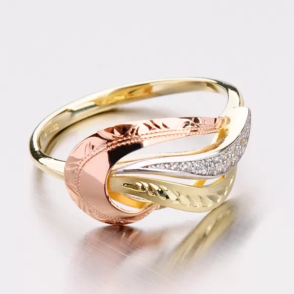 Zlatý prsteň so zirkónmi 51P-3109