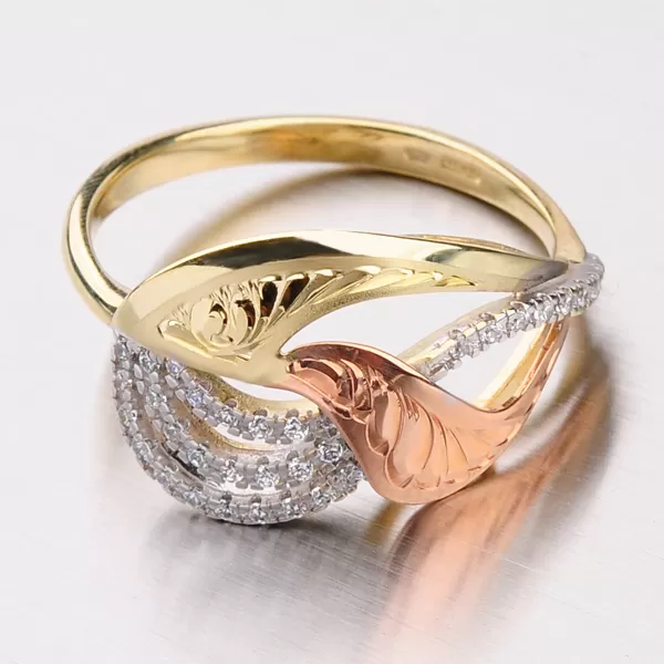 Zlatý prsteň so zirkónmi 51P-3112