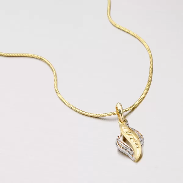 Zlatý prívesok so zirkónmi 53P-3131