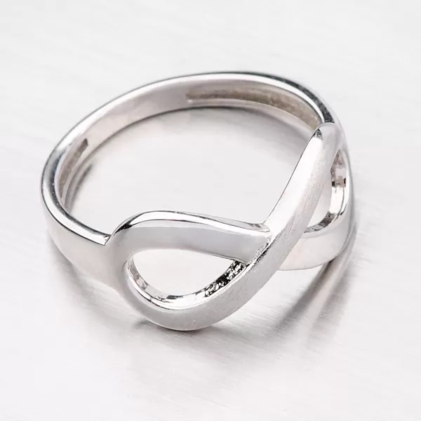 Prsteň zo striebra HK-647-OKS