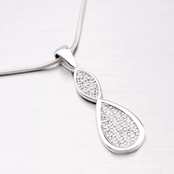 Strieborný prívesok so zirkónmi ZS-026/P-OKS