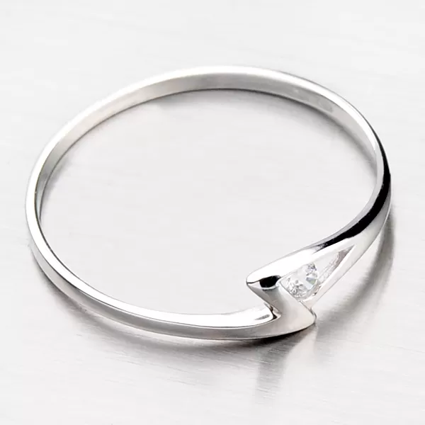 Decentný prsteň zo zlata DZ1138-B