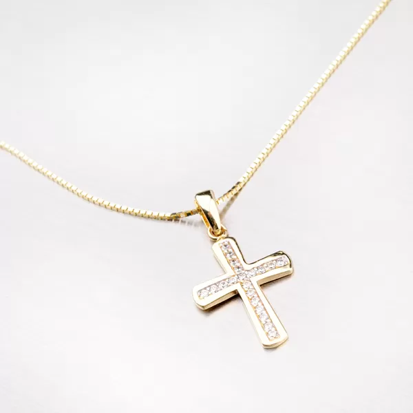 Zlatý prívesok v tvare kríža so zirkónmi 43-21343