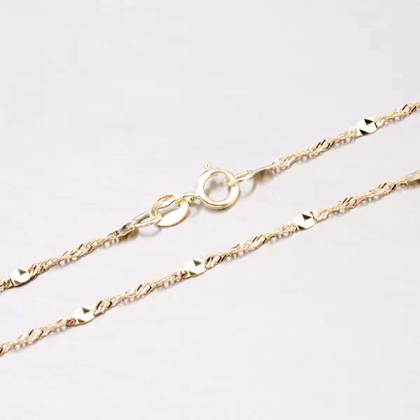 Zlatá retiazka zdobená gravírovanými plôškami 45-1699