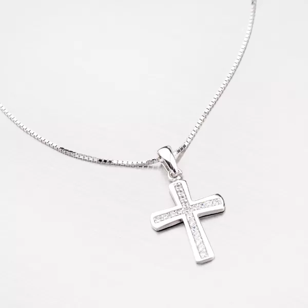 Prívesok z bieleho zlata v tvare kríža 43-21347