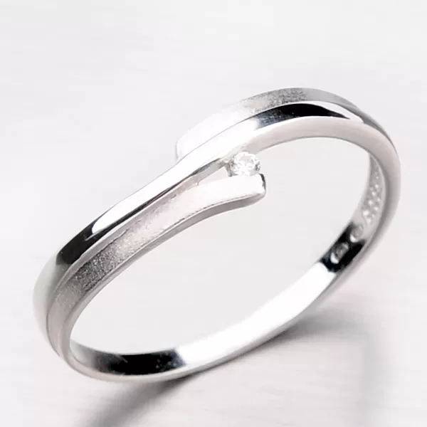 Zlatý prsteň s lesklou a matnou povrchovou úpravou DZ2000-B