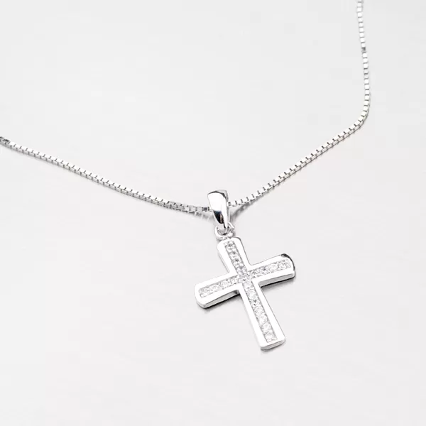Prívesok z bieleho zlata v tvare kríža 43-21347