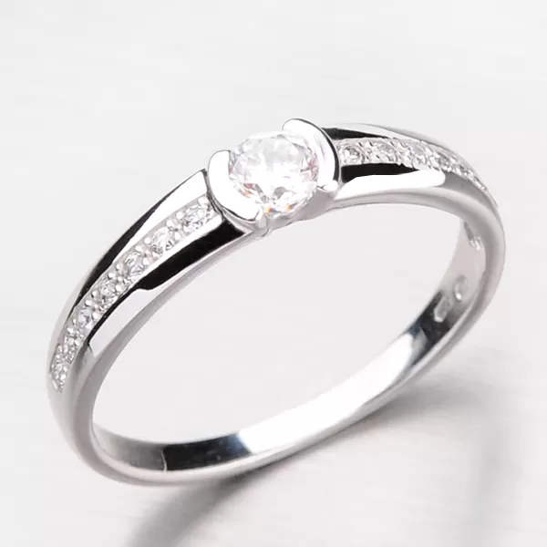 Krásny dámsky prsteň so zirkónmi DZ2106-B