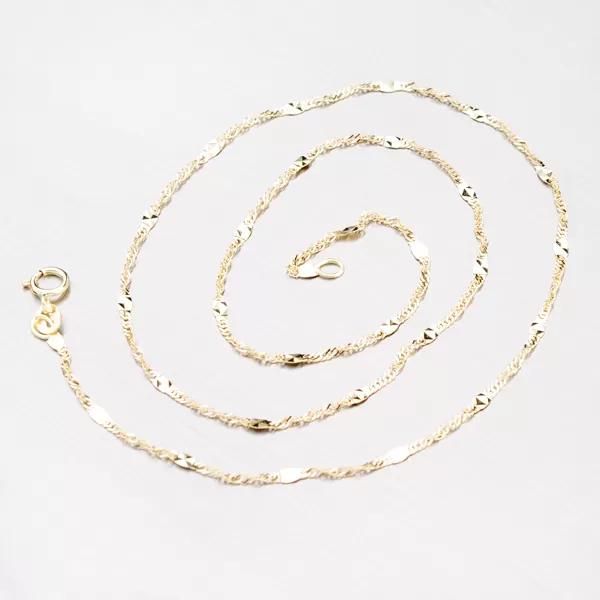 Zlatá retiazka zdobená gravírovanými plôškami 45-1699