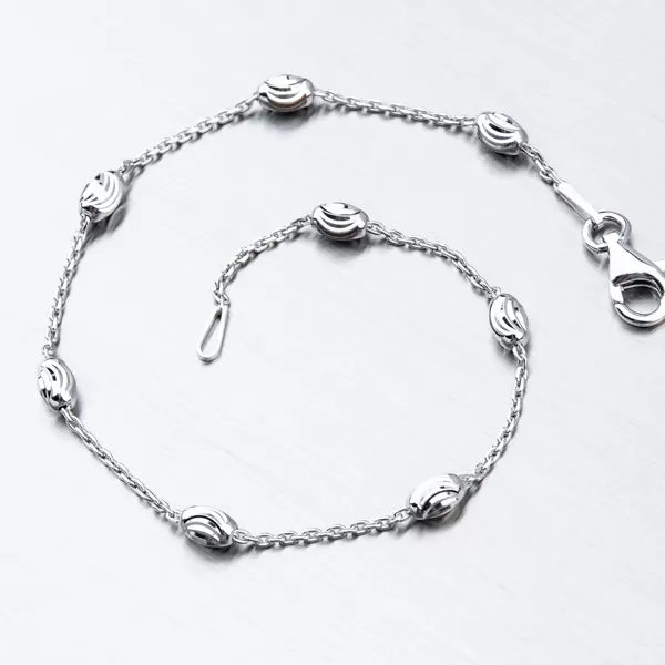 Strieborný náramok s oválnymi ozdobami CHRS-ST -V-C0001-003