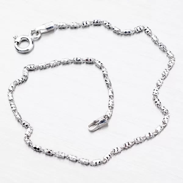 Strieborný náramok zdobený facetami CHRS-TUBE2BRT-FT-030