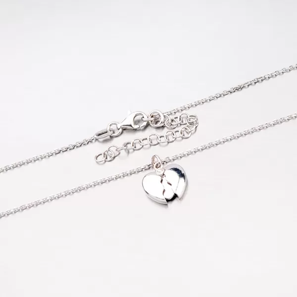 Strieborný náhrdelník so srdiečkom XKXC-5003
