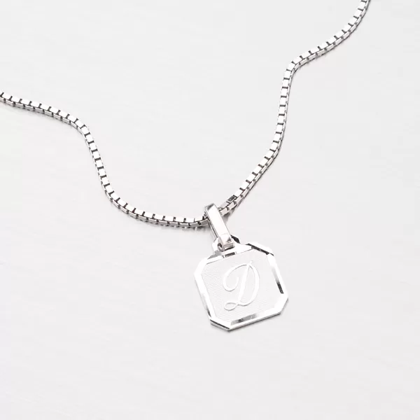 Prívesok s písmenkom D M5120-D