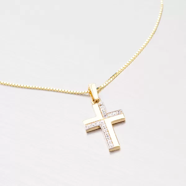 Zlatý prívesok v tvare kríža so zirkónmi 43-21344